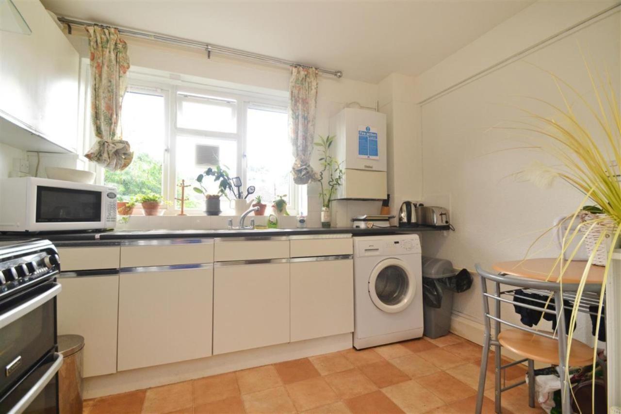 Lovely One-bed To Rent In * London