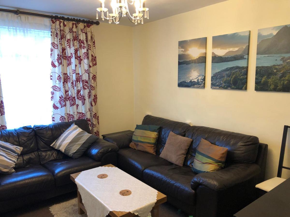 Apartment Lovely One-bed To Rent In